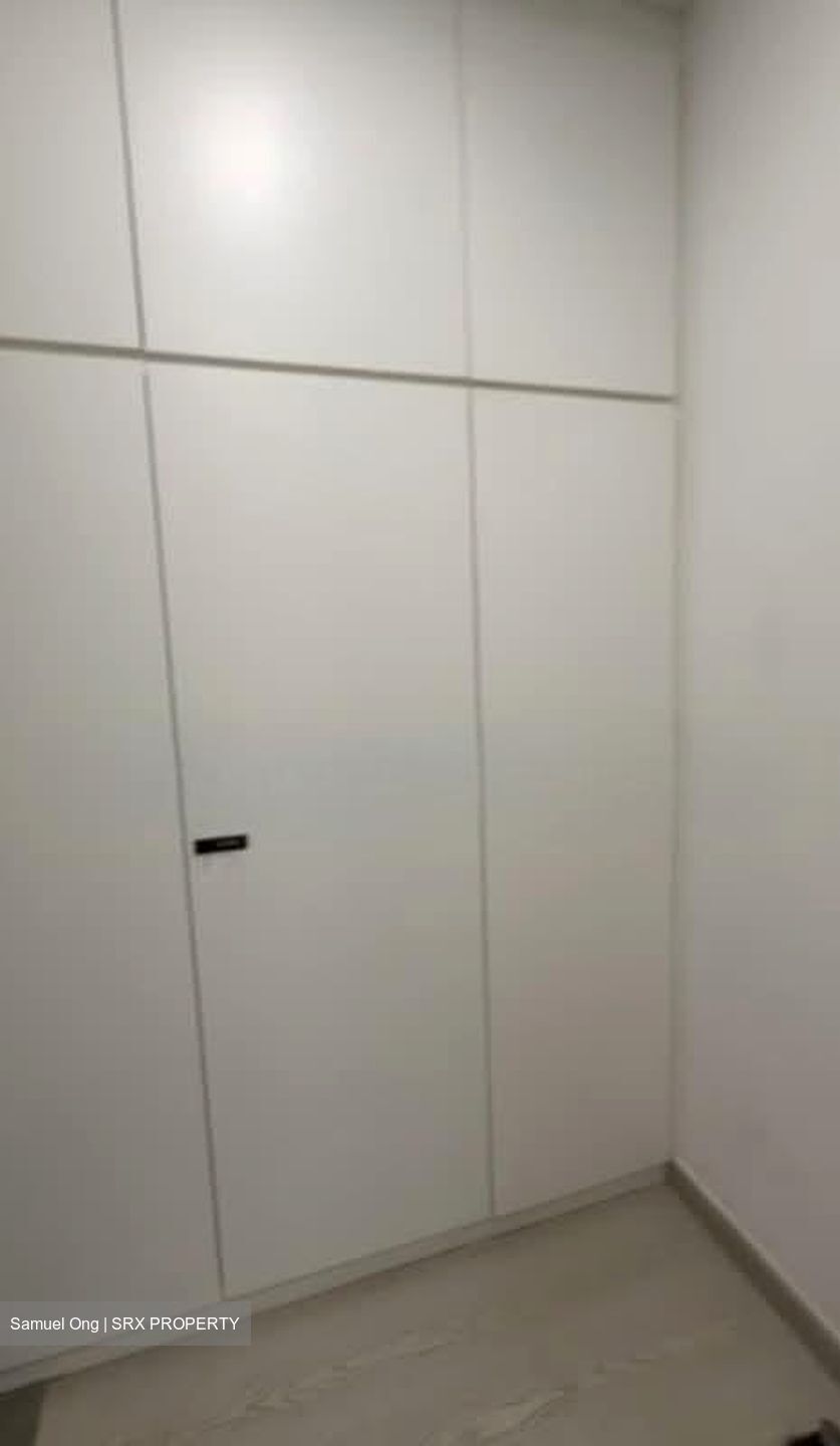 Jurong East Ville (D22), Shop House #559663221